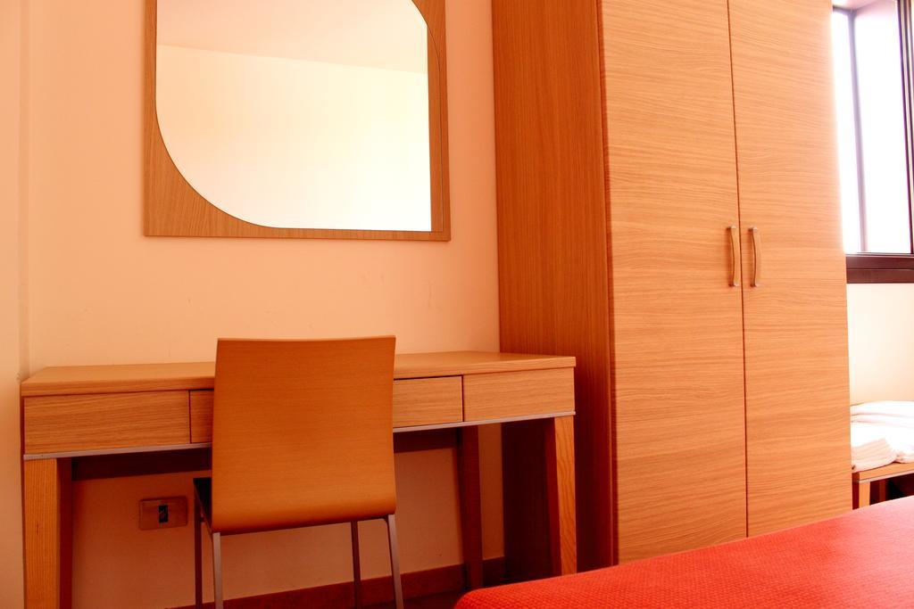 Poseidon Hotel Ispica Bagian luar foto